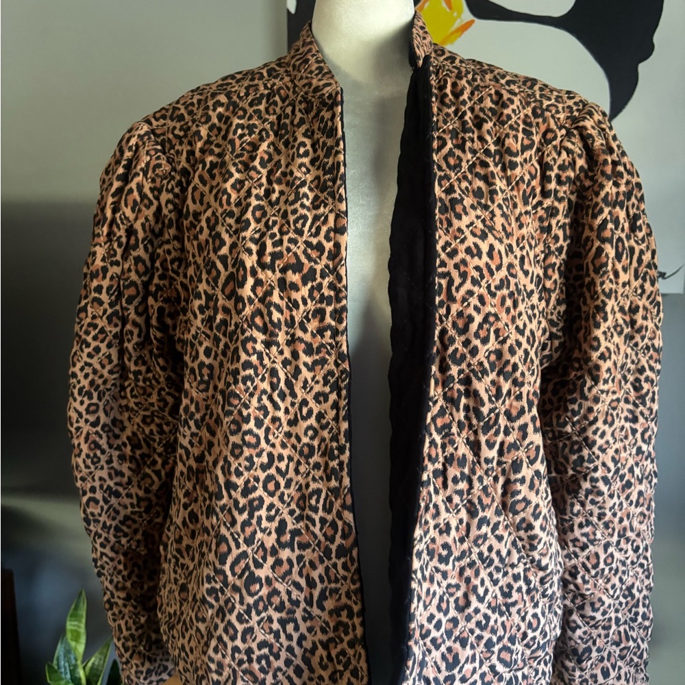 Leopard Quilted Print Women's Jacket - Picture 10 of 10